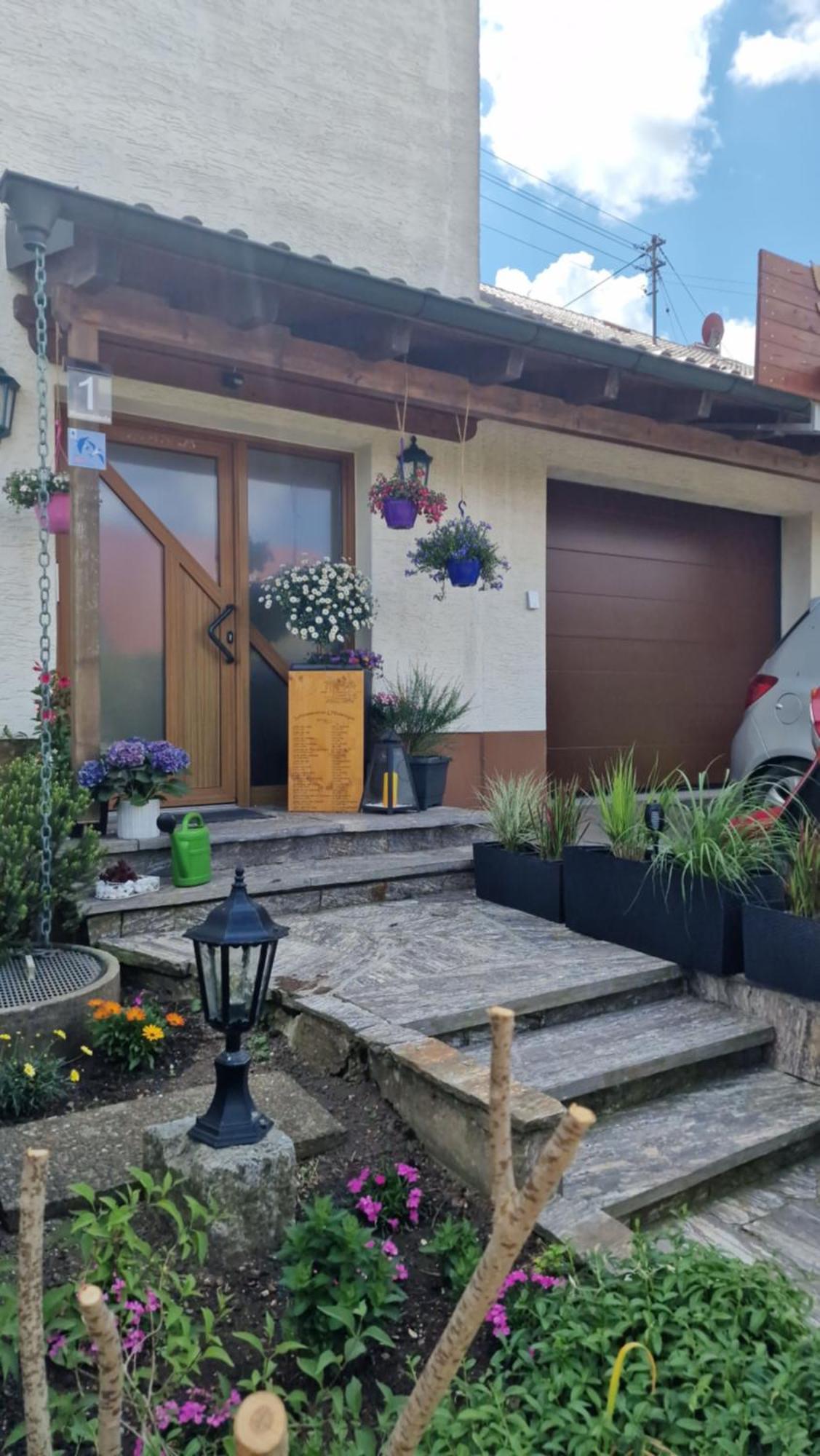 Ferienwohnung Wiesental 89331 Burgau, Wiesentalstrasse 1 מראה חיצוני תמונה